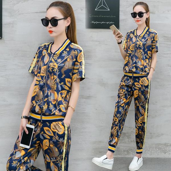 two piece dress summer tracksuit women casual pant suit vintage print set lady short sleeve zipper jacket + pants suits matching sets, White
two piece dress summer tracksuit women casual pant suit vintage print set lady short sleeve zipper jacket + pants suits matching sets, White