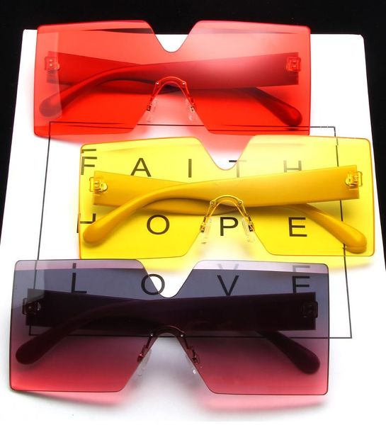 sunglasses 2021 fashion style lady oversize rimless square bee women men glasses gradient sun female uv400, White;black
sunglasses 2021 fashion style lady oversize rimless square bee women men glasses gradient sun female uv400, White;black