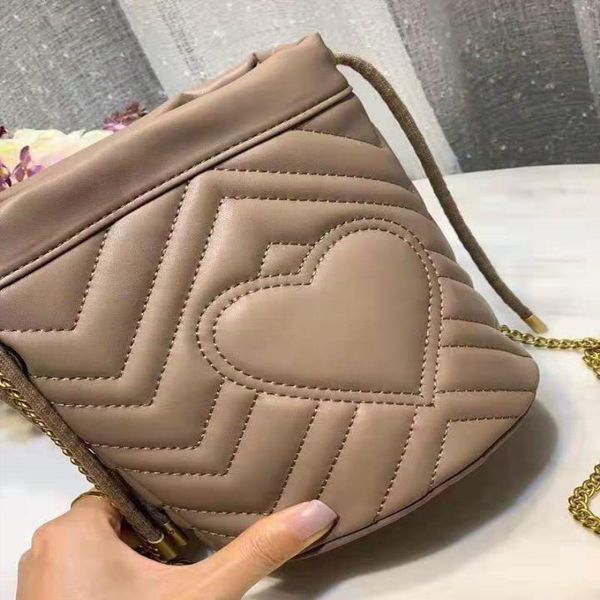 fashion lady bag designer shoulder handbag cowhide women bag high luxury quality leather bucket drawstring rgppd
fashion lady bag designer shoulder handbag cowhide women bag high luxury quality leather bucket drawstring rgppd