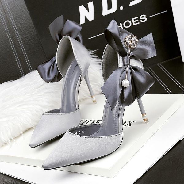 dress shoes fashion high heels bowknot woman pumps silk women stiletto pearl wedding sandals ladies, Black
dress shoes fashion high heels bowknot woman pumps silk women stiletto pearl wedding sandals ladies, Black