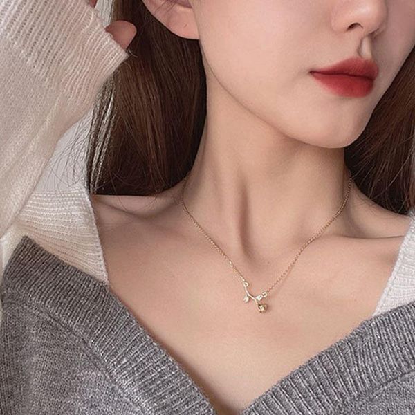 pendant necklaces fashionable necklace 2021 titanium steel inlaid with zircon rose clavicle chains jewelry gift, Silver
pendant necklaces fashionable necklace 2021 titanium steel inlaid with zircon rose clavicle chains jewelry gift, Silver