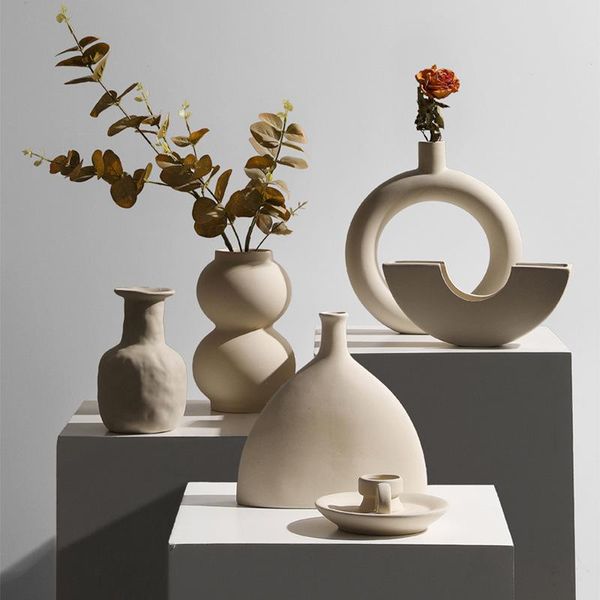 creative korean ceramic irregular vase decoration dried flower plant arrangement living room home decorat ornaments
creative korean ceramic irregular vase decoration dried flower plant arrangement living room home decorat ornaments