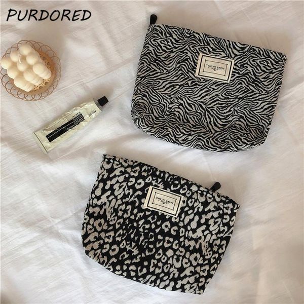 purdored 1 pc large women wave pattern cosmetic bag travel wave point soft makeup bag beauty case storage organizer clutch
purdored 1 pc large women wave pattern cosmetic bag travel wave point soft makeup bag beauty case storage organizer clutch