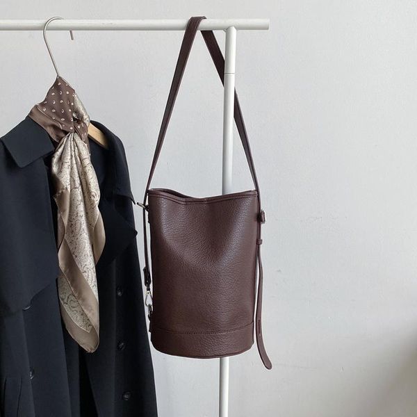 evening bags high qaulity soft pu leather round bucket bag for women 2021 luxury designer female ladies shoulder crossbody handbags
evening bags high qaulity soft pu leather round bucket bag for women 2021 luxury designer female ladies shoulder crossbody handbags
