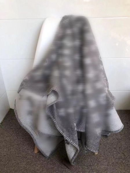 design real wool cashmere signage blanket classic pattern come with tags throw blankets large size 170*140cm for bed sofa autumn
design real wool cashmere signage blanket classic pattern come with tags throw blankets large size 170*140cm for bed sofa autumn