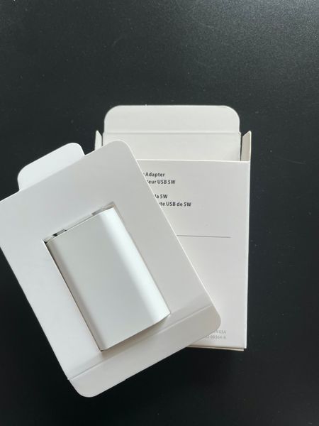 100pcs/lot 5w 1a wall charger a1400 a1385 eu/us plug power adapter for phone 6 7 8 x xr xs max with retail box
100pcs/lot 5w 1a wall charger a1400 a1385 eu/us plug power adapter for phone 6 7 8 x xr xs max with retail box