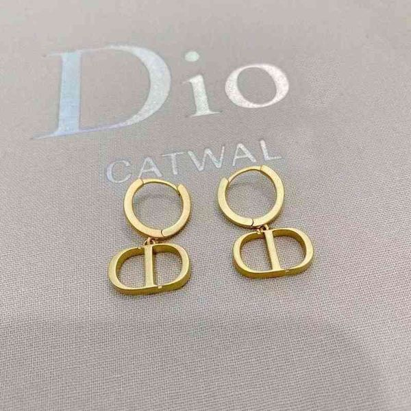 factory specials aa designer new 925 silver needle letter earrings for women vm3x, Golden
factory specials aa designer new 925 silver needle letter earrings for women vm3x, Golden