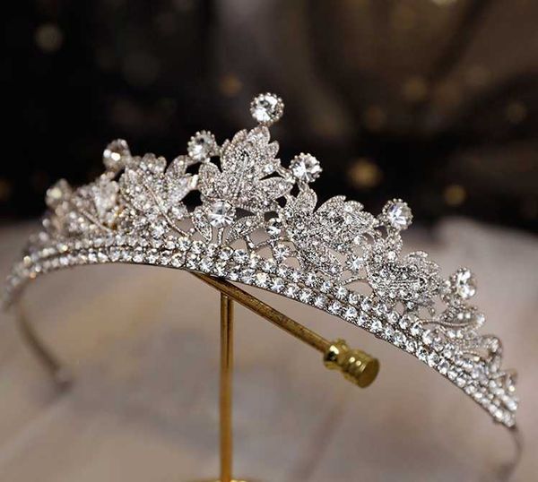 hair clips & barrettes bride handmade rhinestone crown wedding headdress birthday show po style fashion luxury high-end sweet romance, Golden;silver
hair clips & barrettes bride handmade rhinestone crown wedding headdress birthday show po style fashion luxury high-end sweet romance, Golden;silver