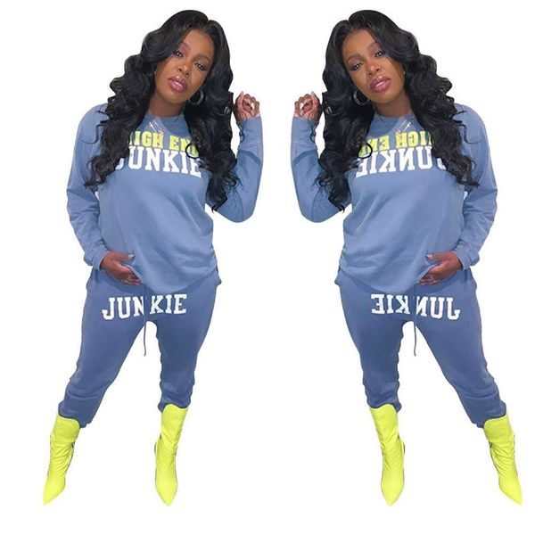 womens designer two-piece short casual suitkezm, White 
womens designer two-piece short casual suitkezm, White