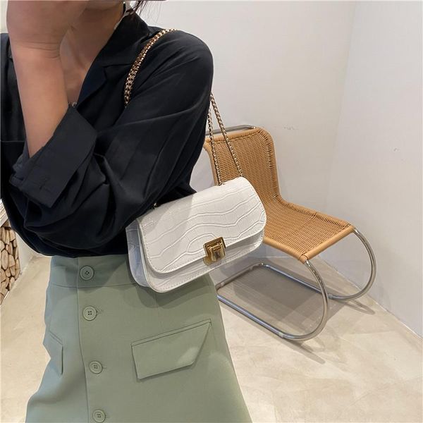 evening bags 2021 solid color fashion shoulder handbags female travel cross body bag weave small pu leather crossbody for women
evening bags 2021 solid color fashion shoulder handbags female travel cross body bag weave small pu leather crossbody for women