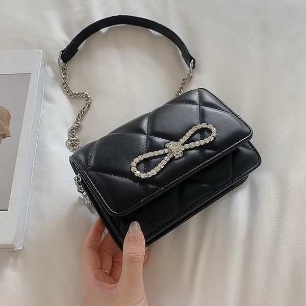 diamond bow mini square crossbody bag 2021 new high-quality pu leather women's designer handbag chain shoulder messenger bag
diamond bow mini square crossbody bag 2021 new high-quality pu leather women's designer handbag chain shoulder messenger bag