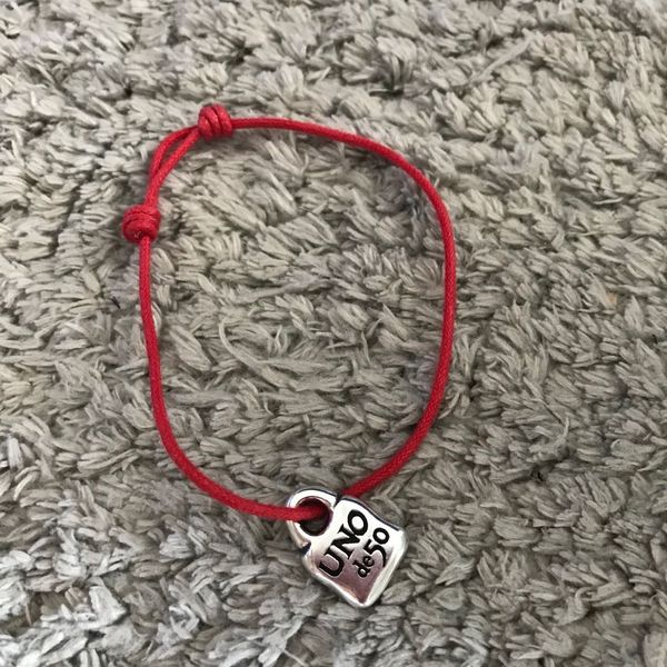 wholesale silver bracelets uno de 50/unode50 bracelet jewelry selling red rope with pendant 925 sterling silver, Black
wholesale silver bracelets uno de 50/unode50 bracelet jewelry selling red rope with pendant 925 sterling silver, Black