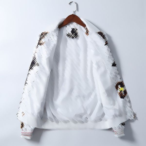 2021 fashion pattern print mens jacket long sleeve zipper jackets slim fit windbreaker men antumn winter outdoorwear thin coats, Black;brown
2021 fashion pattern print mens jacket long sleeve zipper jackets slim fit windbreaker men antumn winter outdoorwear thin coats, Black;brown