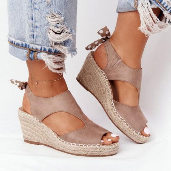 sandals 2021 women summer hollow out solid color lace up peep toe wedge ladies high heels fashion casual female footwear, Black
sandals 2021 women summer hollow out solid color lace up peep toe wedge ladies high heels fashion casual female footwear, Black