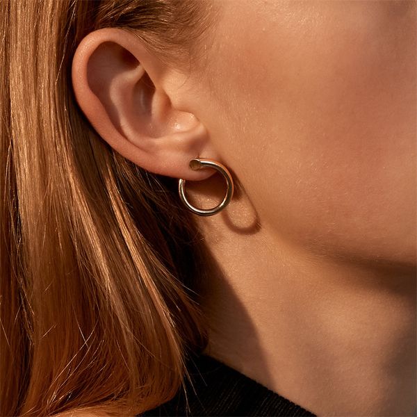 yamog women retro c-shaped earrings stud geometric irregular circular alloy earring for european female business party wear ear jewelry acce, Golden;silver
yamog women retro c-shaped earrings stud geometric irregular circular alloy earring for european female business party wear ear jewelry acce, Golden;silver
