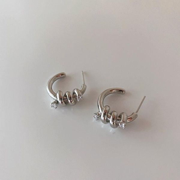 hoop & huggie korean fashion exquisite gold plated metallic c-shaped earrings for women geometric statement simple jewelry, Golden;silver
hoop & huggie korean fashion exquisite gold plated metallic c-shaped earrings for women geometric statement simple jewelry, Golden;silver