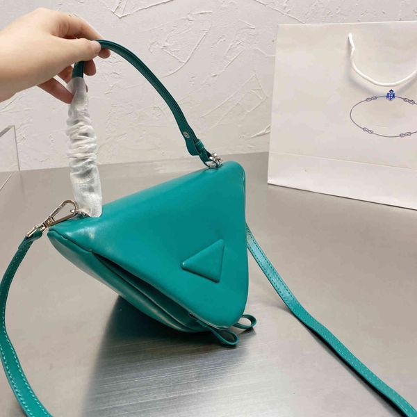purse black friday new women's european triangle bag mini one shoulder portable diagonal zero wallet cloud bag
purse black friday new women's european triangle bag mini one shoulder portable diagonal zero wallet cloud bag