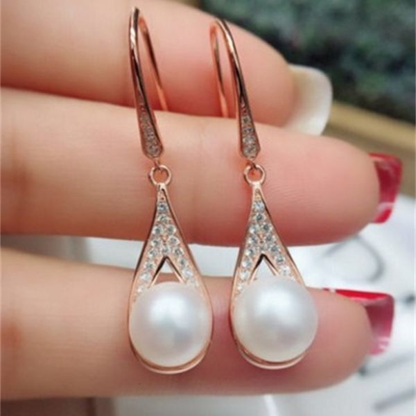 charming crystal diamond jewelry stone square tassels 925 silver lady's earings (size ) 59b
charming crystal diamond jewelry stone square tassels 925 silver lady's earings (size ) 59b