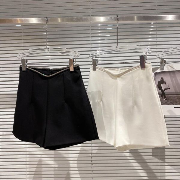 women's shorts 2021 summer short fashion casual rhinestone shiny high waist simple temperament three-point, White;black
women's shorts 2021 summer short fashion casual rhinestone shiny high waist simple temperament three-point, White;black