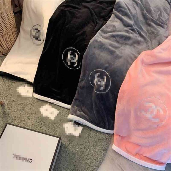 gift box flannel office nap cover tide brand leisure travel air conditioning four seasons blanket
gift box flannel office nap cover tide brand leisure travel air conditioning four seasons blanket