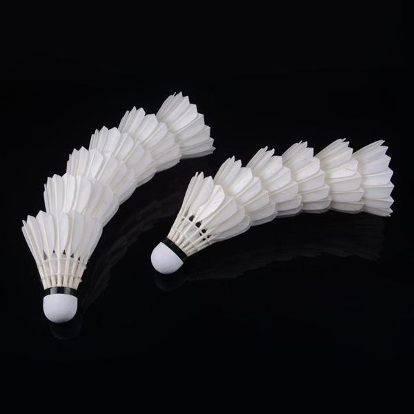 wholesale 12pcs/lot professional shuttlecock good flight durability high-quality white duck feather badminton
wholesale 12pcs/lot professional shuttlecock good flight durability high-quality white duck feather badminton