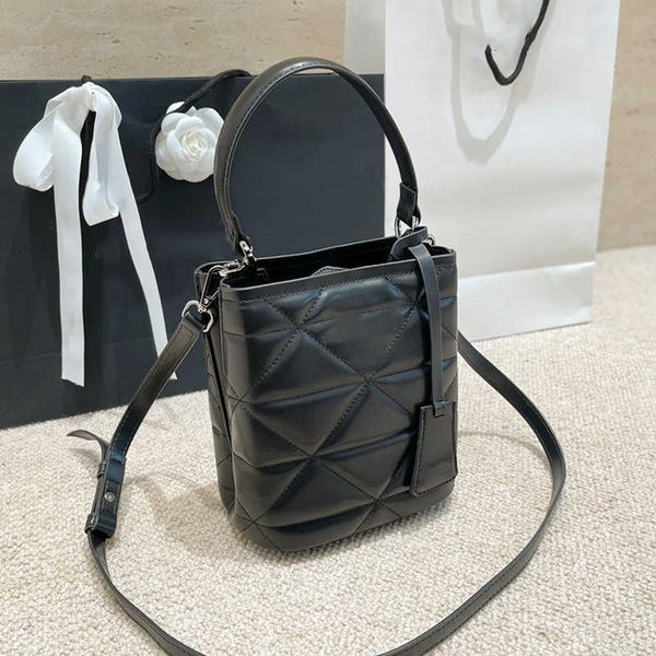 women luxurys designers bags 2021 designer handbags multi pochette crossbody bag zhouzhoubao123 louisbags_18 hanghhangbag pujia lamb skin li
women luxurys designers bags 2021 designer handbags multi pochette crossbody bag zhouzhoubao123 louisbags_18 hanghhangbag pujia lamb skin li