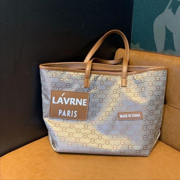 evening bags the tote bag, one-shoulder handbag, large-capacity european and american excursion multifunctional mother bag
evening bags the tote bag, one-shoulder handbag, large-capacity european and american excursion multifunctional mother bag