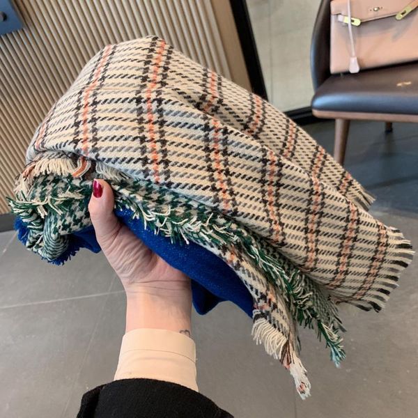 scarves 2021 women winter scarf, luxury high-quality houndstooth shawl mixed colors raw edgeswarm thick double-sided, Blue;gray
scarves 2021 women winter scarf, luxury high-quality houndstooth shawl mixed colors raw edgeswarm thick double-sided, Blue;gray