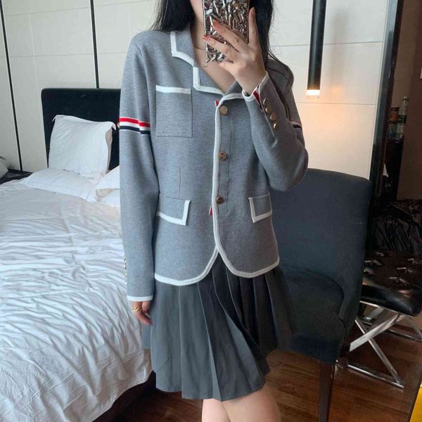 89tb sleeve lever suit cardigan stripe contrast color edge lapel pocket korean loose women's coat, Black;gray
89tb sleeve lever suit cardigan stripe contrast color edge lapel pocket korean loose women's coat, Black;gray