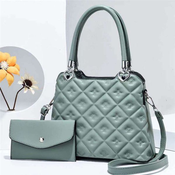 2021 new foreign trade handbag versatile trend bag single shoulder messenger bag women's stall 13804
2021 new foreign trade handbag versatile trend bag single shoulder messenger bag women's stall 13804
