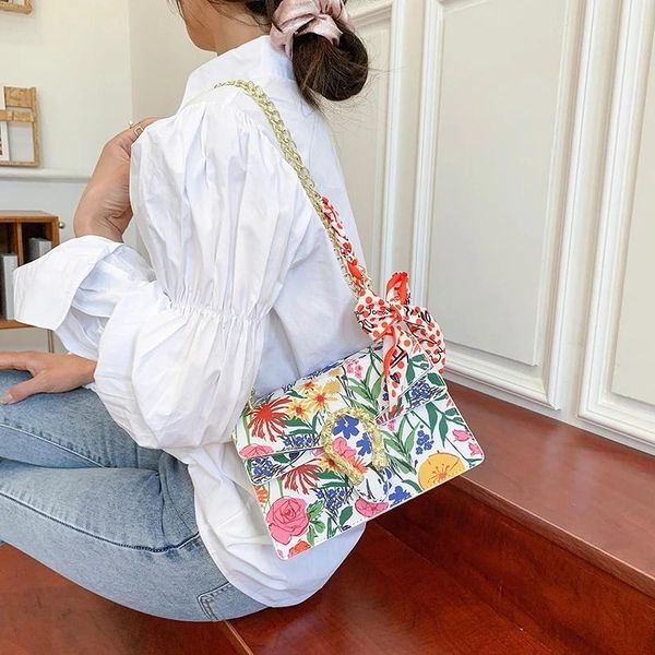 evening bags female bag 2021 fashion all-match printing chain ribbon shoulder diagonal purses handbag luxury designer ins
evening bags female bag 2021 fashion all-match printing chain ribbon shoulder diagonal purses handbag luxury designer ins