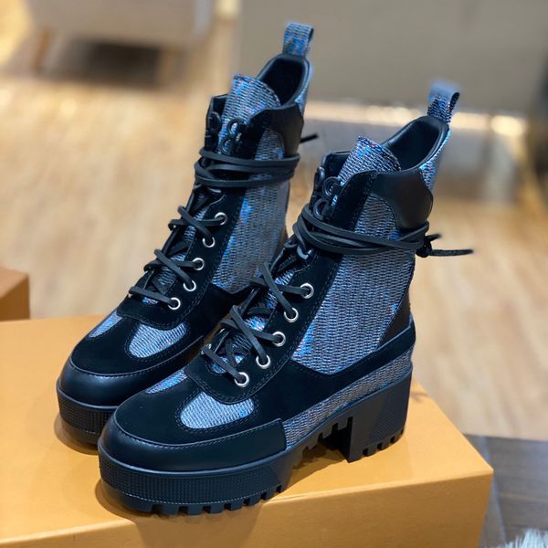 designer luxury high-end classic high-heeled ladies martin boots, explosive style strength, comfortable and charming, Black
designer luxury high-end classic high-heeled ladies martin boots, explosive style strength, comfortable and charming, Black