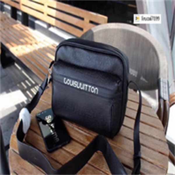 cross brand designer luxury 60t2 messenger totes messenger bag m43843 black men bags handbags iconic bags handles body shoulder bag clut
cross brand designer luxury 60t2 messenger totes messenger bag m43843 black men bags handbags iconic bags handles body shoulder bag clut