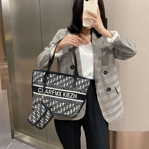 hbp luxury designernew tote large capacity women's bag, new trend and fashion messenger bag
hbp luxury designernew tote large capacity women's bag, new trend and fashion messenger bag