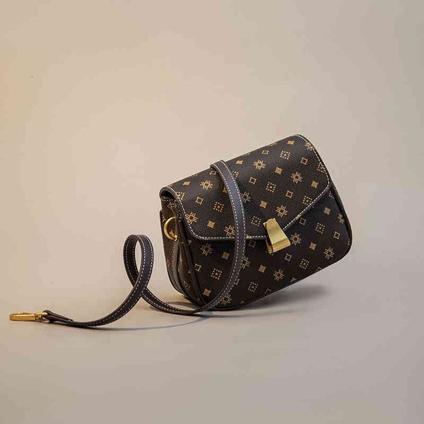 handbag single shoulder messenger bag women's style versatile foreign fashion 2021 autumn and winter small cross, Black;red
handbag single shoulder messenger bag women's style versatile foreign fashion 2021 autumn and winter small cross, Black;red