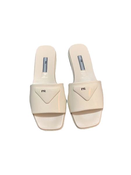 slippers 2021 new p family triangle letter one line french flat bottom square sandals for women zly {category}, Black
slippers 2021 new p family triangle letter one line french flat bottom square sandals for women zly {category}, Black