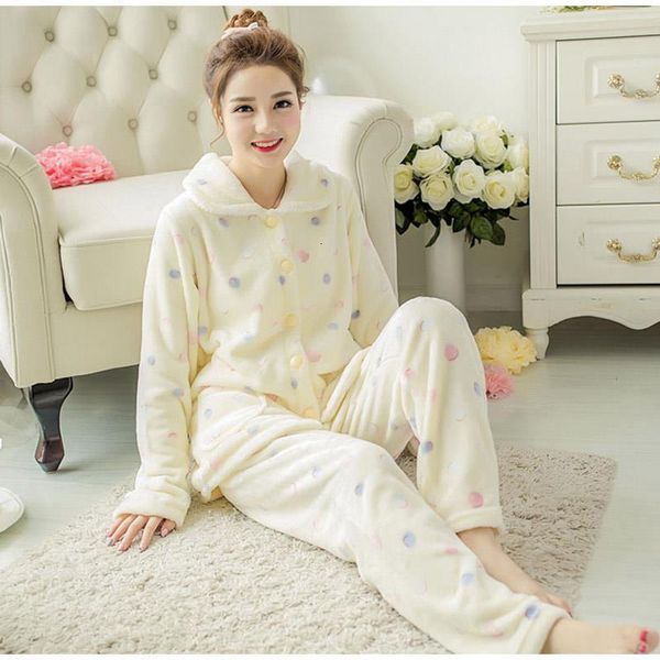 women pajama sets flannel long sleeved pant suit cartoon animal o-neck warm coral velvet female suit winter fashion sleepwear, Black;red
women pajama sets flannel long sleeved pant suit cartoon animal o-neck warm coral velvet female suit winter fashion sleepwear, Black;red