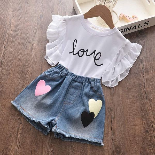 zwf762 children's set 2021 summer new girls fashion set cotton girls flying sleeve letter shirt shorts two-piece, White
zwf762 children's set 2021 summer new girls fashion set cotton girls flying sleeve letter shirt shorts two-piece, White