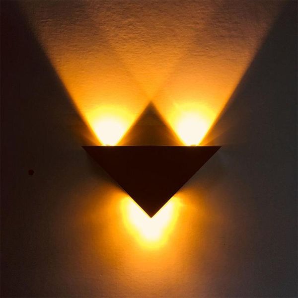modern led triangle aluminum wall lamp bedroom corridor staircase indoor spot lights decoration
modern led triangle aluminum wall lamp bedroom corridor staircase indoor spot lights decoration