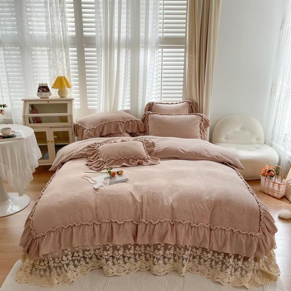 bedding sets winter shaggy soft velvet fleece princess set lace ruffles short plush quilt/duvet cover bedspread bed linen pillowcases
bedding sets winter shaggy soft velvet fleece princess set lace ruffles short plush quilt/duvet cover bedspread bed linen pillowcases