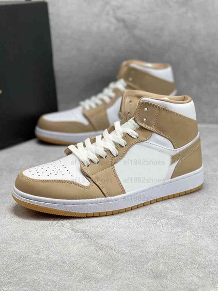2023 an gum designer basketball shoes 1 mid jumpman 1s yellow sports sneakers outdoors trainers chaussures, Black
2023 an gum designer basketball shoes 1 mid jumpman 1s yellow sports sneakers outdoors trainers chaussures, Black
