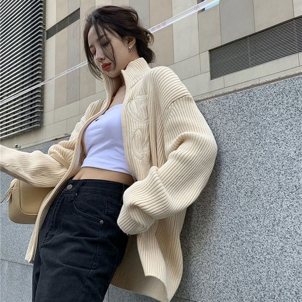 autumn and winter knitted cardigan loose street style knitted sweater solid color slim v-neck knitted cardigan womens jacket, Black;brown
autumn and winter knitted cardigan loose street style knitted sweater solid color slim v-neck knitted cardigan womens jacket, Black;brown