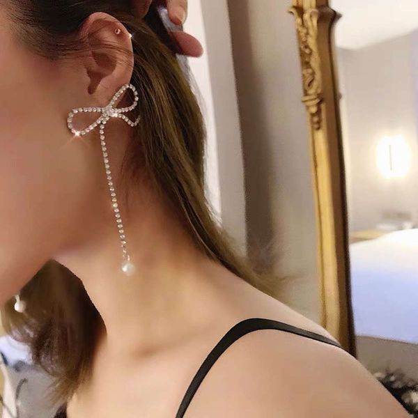 hbp fashion south korea east gate versatile girl bright diamond bow pearl feminine long earrings, Silver 
hbp fashion south korea east gate versatile girl bright diamond bow pearl feminine long earrings, Silver
