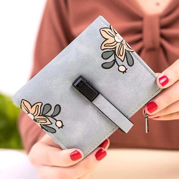 wallets autumn and winter ladies short wallet matte flower zipper folding, Red;black
wallets autumn and winter ladies short wallet matte flower zipper folding, Red;black