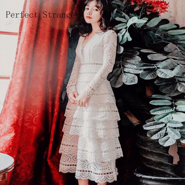 casual dresses -selling elegant party queen 2021 spring autumn arrival v collar collect waist lace woman long dress white, Black;gray
casual dresses -selling elegant party queen 2021 spring autumn arrival v collar collect waist lace woman long dress white, Black;gray