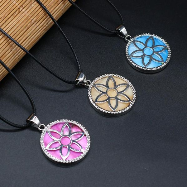 pendant necklaces fashion hollow out flower natural abalone shell necklace summer colorful shells charms for girl women jewelry, Silver
pendant necklaces fashion hollow out flower natural abalone shell necklace summer colorful shells charms for girl women jewelry, Silver