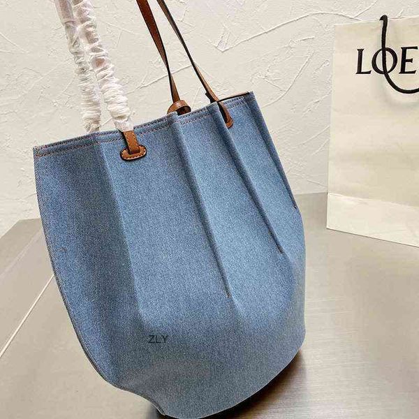 2021 spring and summer new beach bag shell tote bag portable single shoulder denim diagonal spanzly
2021 spring and summer new beach bag shell tote bag portable single shoulder denim diagonal spanzly