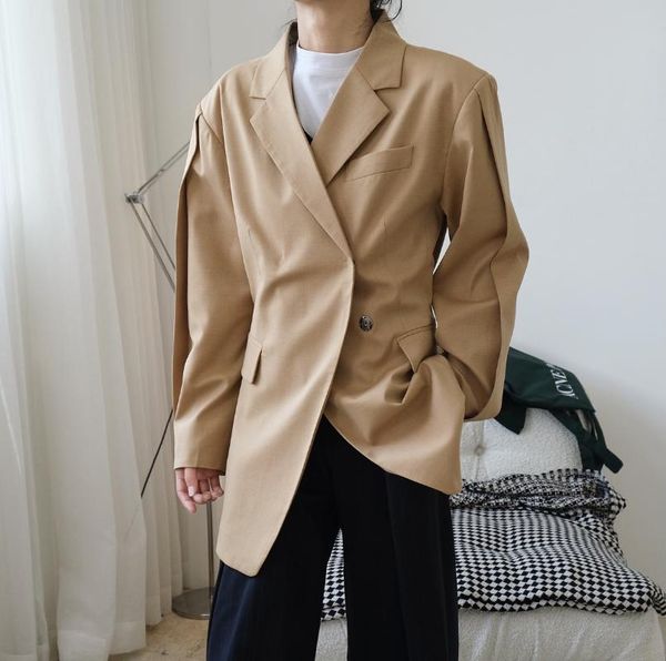 women's suits & blazers woman fashion jacket with beautiful sleeves, White;black
women's suits & blazers woman fashion jacket with beautiful sleeves, White;black