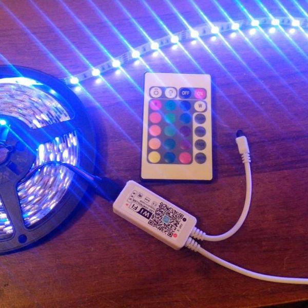 covenient mini bluetooth wifi led rgb/rgbw controller smart phone app wireless control led strip light panel lamp controller
covenient mini bluetooth wifi led rgb/rgbw controller smart phone app wireless control led strip light panel lamp controller