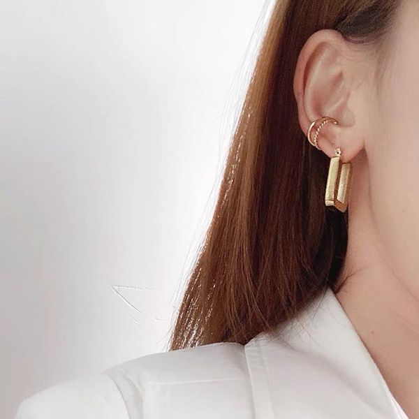 hoop & huggie smooth thick geometric earrings for women gold plated stainless steel chunky party jewelry, Golden;silver
hoop & huggie smooth thick geometric earrings for women gold plated stainless steel chunky party jewelry, Golden;silver
